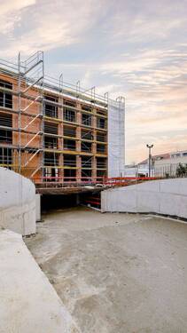 Tiefgarageneinfahrt - 