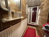 Duschbadezimmer im Keller - 