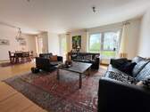 lichtdurchflutetes Wohn/Esszimmer mit fast 40m² Wo - 