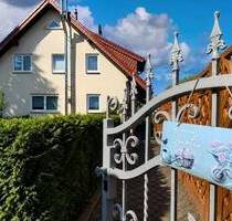 Doppelhaushälfte nahe Müggelsee | Niedrigenergiehaus mit Wintergarten & Kamin in ruhiger Lage von Berlin-Köpenick