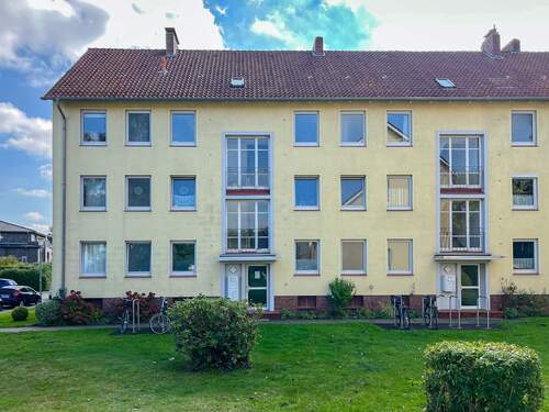 Außenansicht Hauseingang I - Vermietete 3-Zimmer-Eigentumswohnung in Uninähe (Oldenburg-Wechloy) - ohne Käuferprovision!
