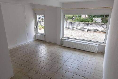 Mehrzweckraum - Einfamilienhaus mit 156,00 m² in Schwerin zum Kaufen