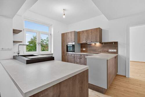 Einbauküche 1 - Vom Zug aufs Sofa in fünf Minuten - urbane Freiheit im frisch renovierten Altbau!