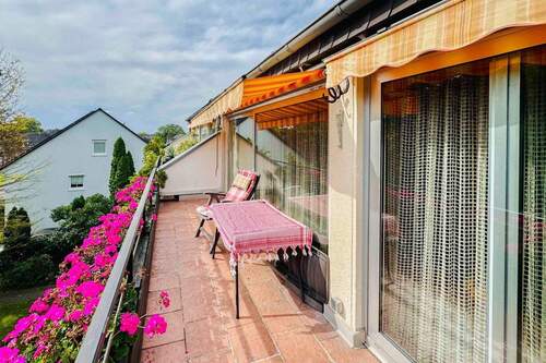 Balkon(1) - 2 Zimmer Etagenwohnung zum Kaufen in Neuss