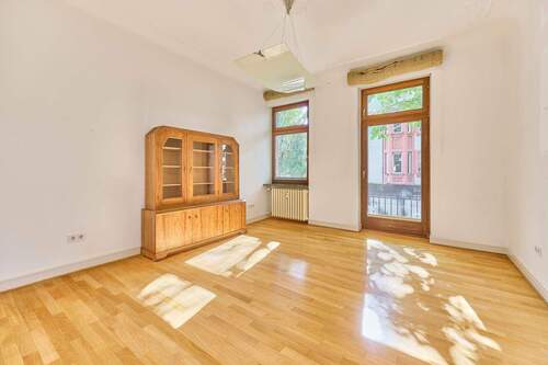 Zimmer 1 - Stilvolle 4-Zimmeraltbauwohnung mit 2 Balkonen in der Belle Etage der Schwetzinger Vorstadt