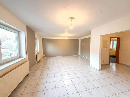 Offener Wohn-, Ess- und Küchenbereich - 2 Zimmer Etagenwohnung in Leidersbach