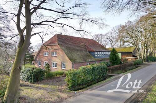 straßenseitige Ansicht - 