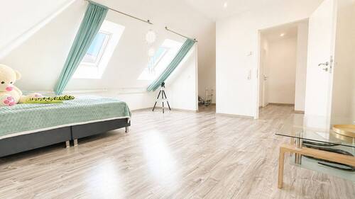 Zimmer 2 - 