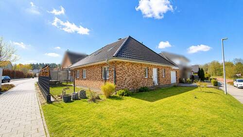 Außenansicht - 6 Zimmer Einfamilienhaus zum Kaufen in Stade