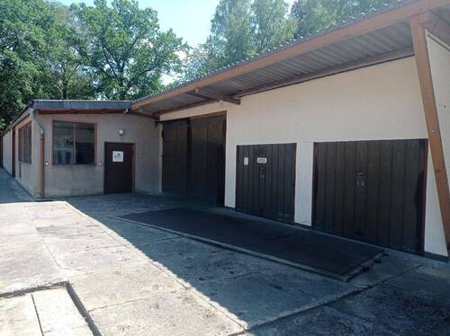 Kl. Halle - Gesamt ca. 650 m² - 