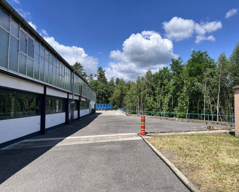 Haupthalle Gesamt ca. 1.400 m² - Halle zum Kaufen in Niesky