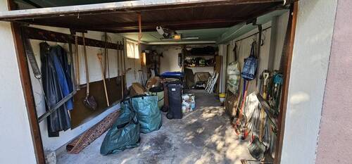 Garage - 