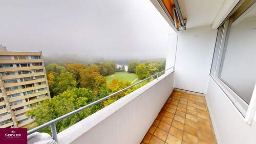 Außenansicht des Balkons - 3 Zimmer Etagenwohnung in Freiburg im Breisgau