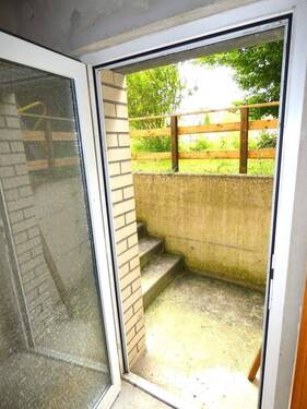 Hauseingang / Nebeneingang im Kellergeschoss - 