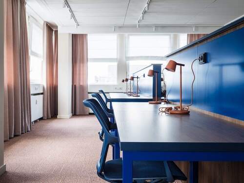 Focus Room - Flexibler Teamspace am Alexanderplatz - tageweise & monatlich buchbar - All-in-Miete