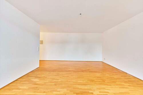 Wohnzimmer - 2 Zimmer Etagenwohnung in Mannheim