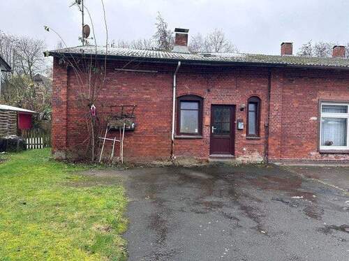 Frontansicht - 2 Zimmer Doppelhaushälfte zum Kaufen in Wesselburen