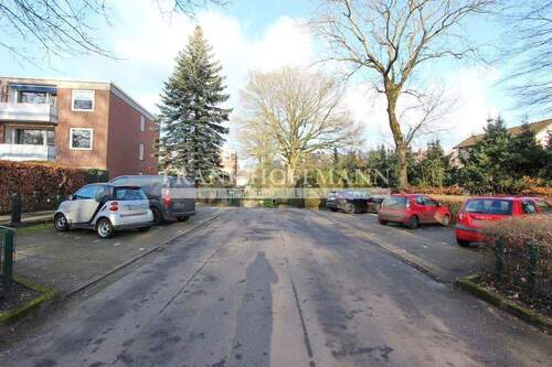 Auffahrt - Etagenwohnung mit 77,00 m&sup2; in Rellingen zum Kaufen