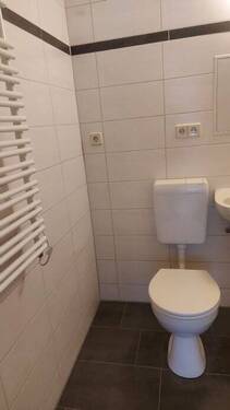 Bad - 3 Zimmer Etagenwohnung zur Miete in Olbersdorf