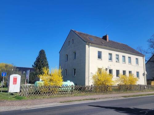 Außenansicht - 1 Zimmer Mehrfamilienhaus, Wohnhaus zum Kaufen in Falkenberg