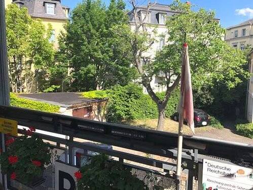 Ausblick vom Balkon - 3 Zimmer Etagenwohnung in Dresden