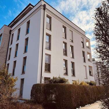 Sicht aus dem Westen - Exklusive 4-Zimmer-Wohnung in Bogenhausen - Nähe Englischer Garten 