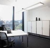 Büroraum M in Düsseldorf: flexibel, vollmöbliert, All-Inclusive