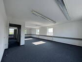 Großes Büro, flexible Wände - 
