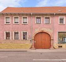 Charmantes Einfamilienhaus - in die Jahre gekommen und sanierungsbedürftig - Nußloch