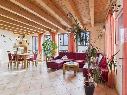 Wohn-Essbereich - 6 Zimmer Einfamilienhaus zum Kaufen in Triefenstein / Homburg am Main