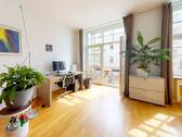 Titelbild - Bezugsfreie Altbauwohnung mit Loft-Charakter und Balkon