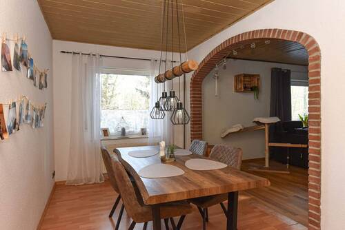 Esszimmer mit Klinkerrundbogen - 