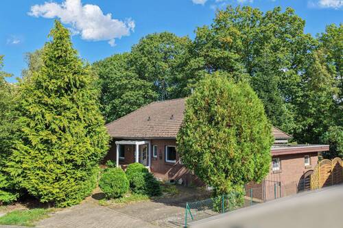 charmanter Bungalow in idyllischer Sackgassenlage - Bungalow mit Kamin, Sauna & Garage - idyllische Sackgassenlage**