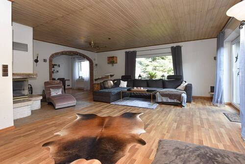 lichtdurchflutet und weitläufig - 