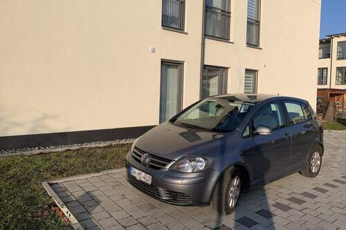 Stellplatz unmittelbar an der Wohnung - 