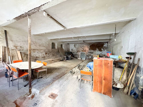 Stallung - 
