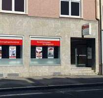 Laden, Praxis oder Büro mit Lager Garage 114 qm in Lörrach zu verkaufen