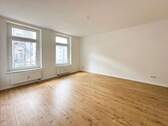 Geräumiges Wohnzimmer - 
