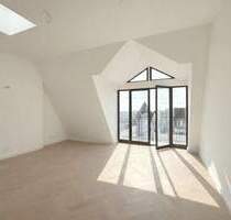 3-Raum Dachgeschoss im modernisierten Altbau mit Aufzug, Balkon, A+ Energieklasse und Einbauküche - Berlin Steglitz