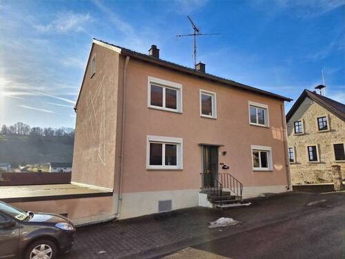 Nord Ansicht - 6 Zimmer Mehrfamilienhaus, Wohnhaus in Oberaurach