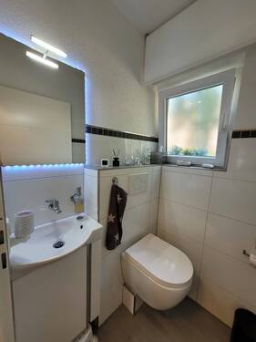 EG-WC.jpg - 