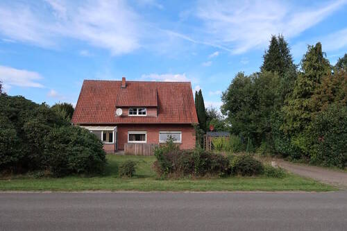 Ansicht Süd I - 8 Zimmer Mehrfamilienhaus, Wohnhaus in Warmsen