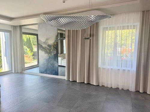 Ess- und Wohnbereich EG - 6 Zimmer Doppelhaushälfte in Stuttgart