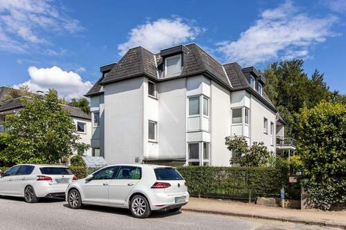 Gebäudeansicht - 4 Zimmer Terrassenwohnung in Hamburg