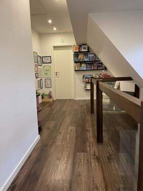 Flur OG mit Leseecke - 