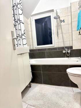 Badezimmer - 2 Zimmer Etagenwohnung in Fürth