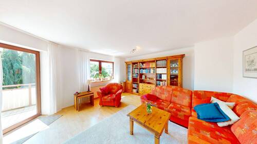 Wohnzimmer - 4 Zimmer Etagenwohnung zum Kaufen in Donauwörth
