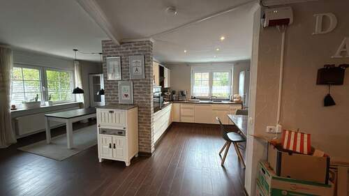 Offene Küche, Essplatz - 