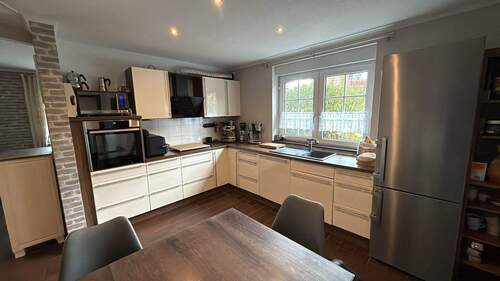 Küche mit Essplatz - 