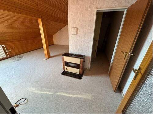 Raum im Dachgeschoss - 